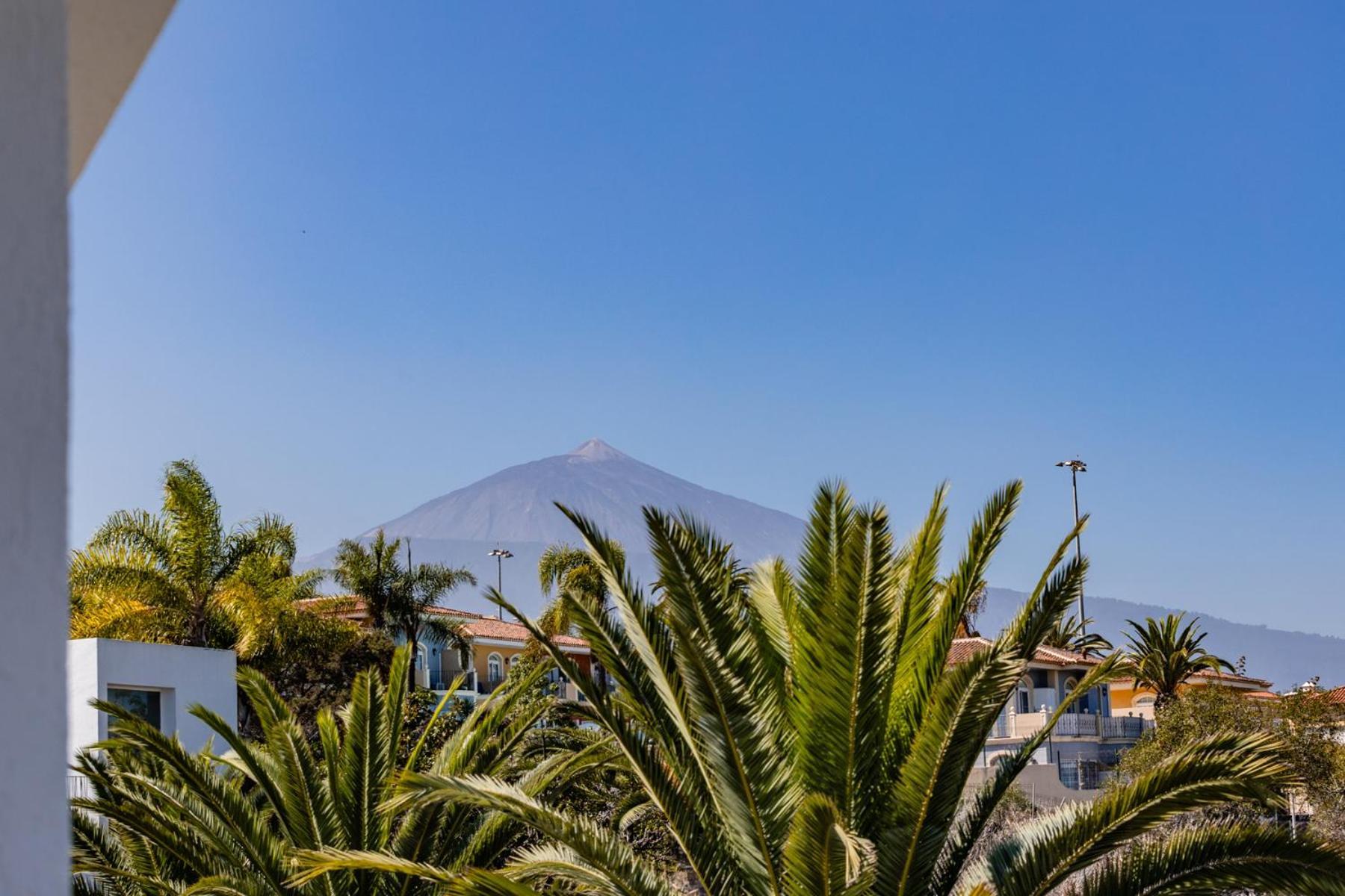 Апартаменти Sissi Boutique - The Terrace Between Ocean And Teide Санта-Урсула Екстер'єр фото